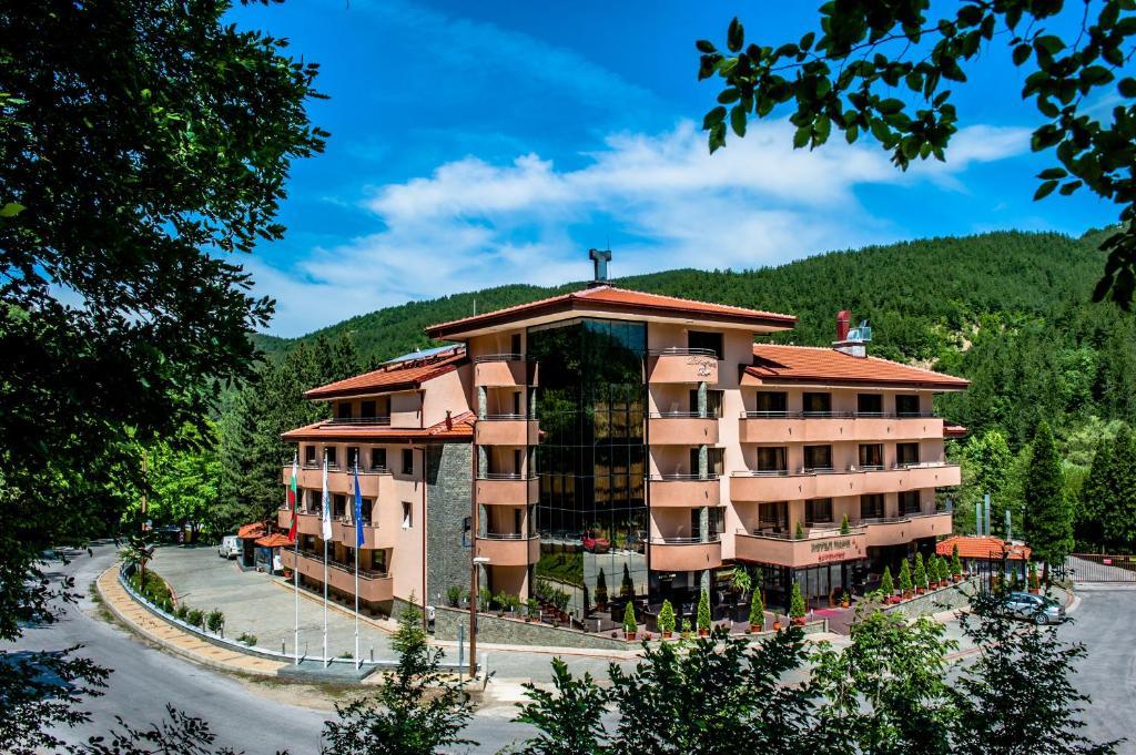 Hotel Park Bachinovo Blagoevgrad Extérieur photo
